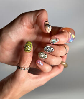 Clear plus 3d Design