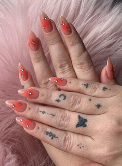Red Nails Design