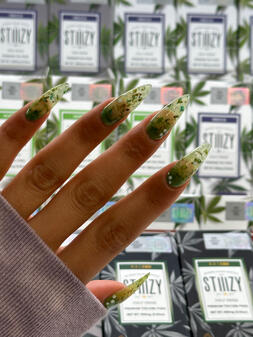 Green Nails Design